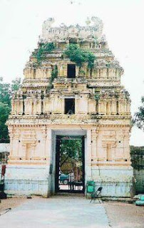 Sri Pallikondeshwara swamy temple at Suruthapalli. Parvathi held the poison in the throat she is called as `Sarvamangalabigar In Surutapalli.